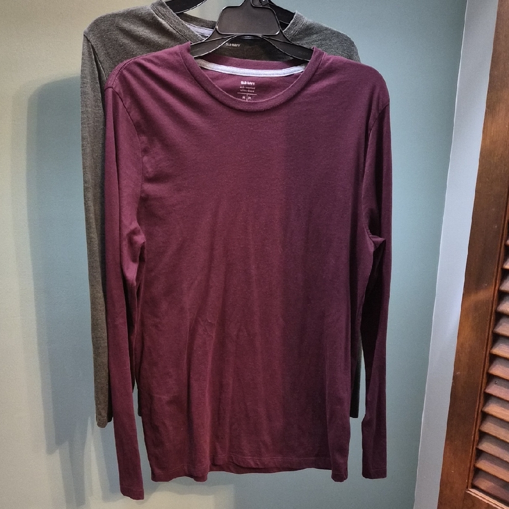 2 Oldnavy Long Sleeve T- Shirts